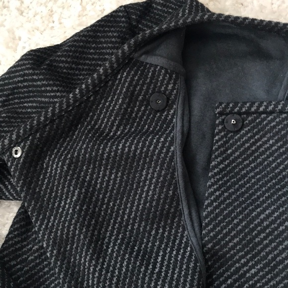 Shoulder button blazer - Picture 3 of 5